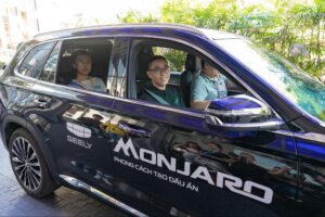 Đánh giá Geely Monjaro 2026: Giá lăn bánh, Thông số & "Hơi thở" Volvo trong phân khúc D-SUV