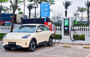 Với người dùng mua mẫu Geely EX2 mới được ra mắt của Geely, sẽ được tận hưởng nhiều lợi ích về hạ tầng trạm sạc.